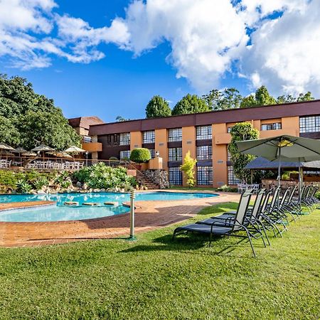 African Sky Hotels - Pine Lake Inn وايت ريفر المظهر الخارجي الصورة