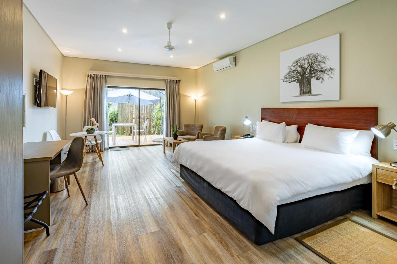 African Sky Hotels - Pine Lake Inn وايت ريفر المظهر الخارجي الصورة